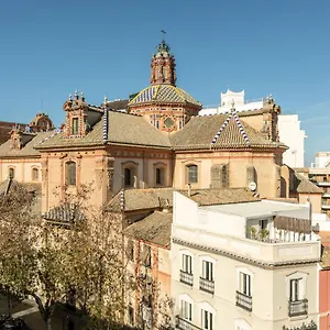 San Pablo Premium Suites Sevilha
